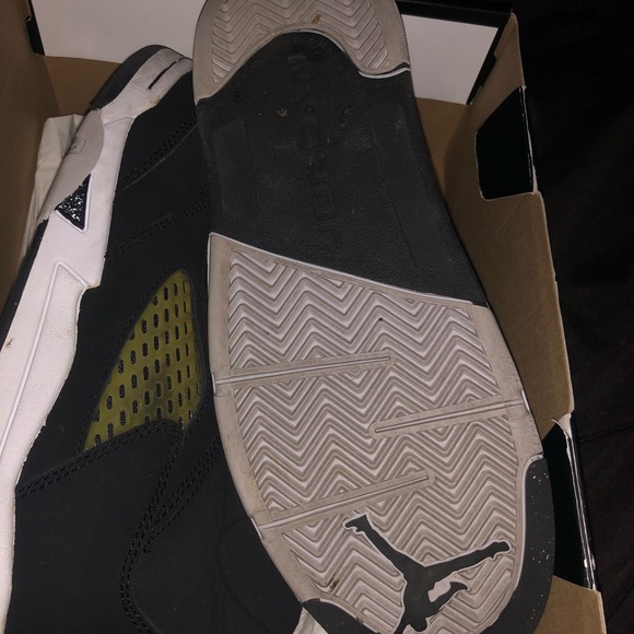 Jordan 5 size 3y - Picture 3 of 3